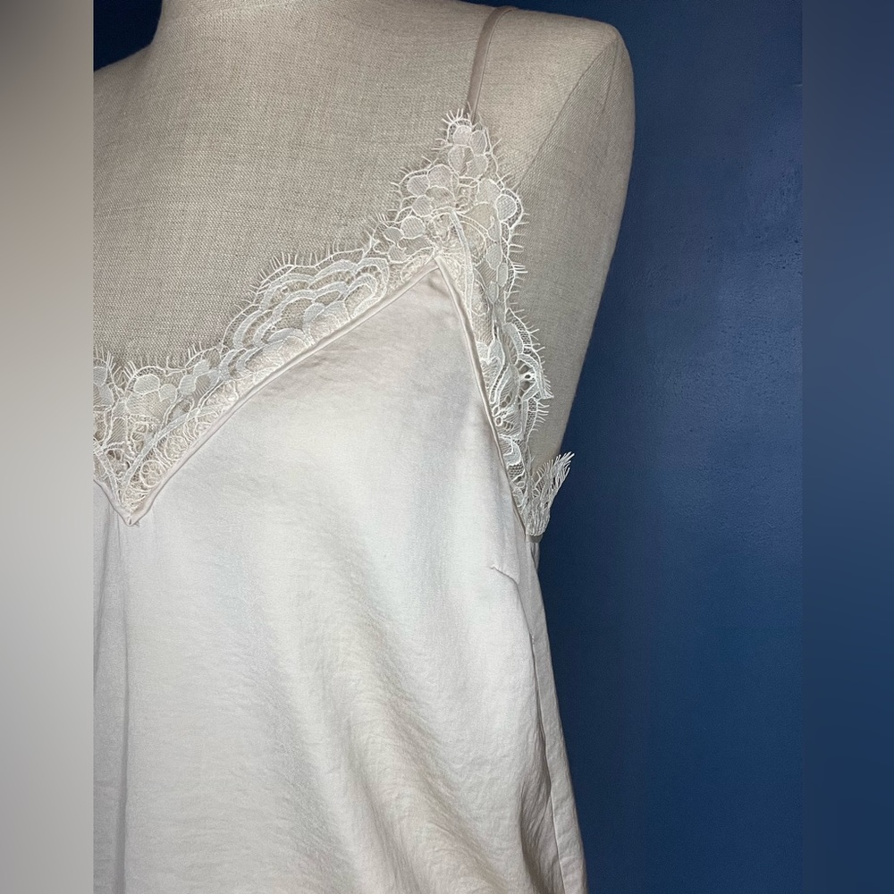 H&M Lace camisole